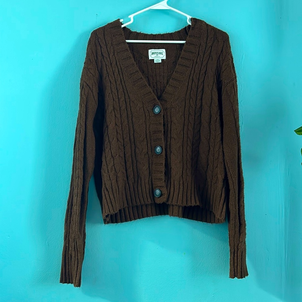 American Eagle Women's Brow Cable Knit Cardigan Size Large